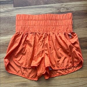 FREE PEOPLE MOVEMENT the way home shorts small orange